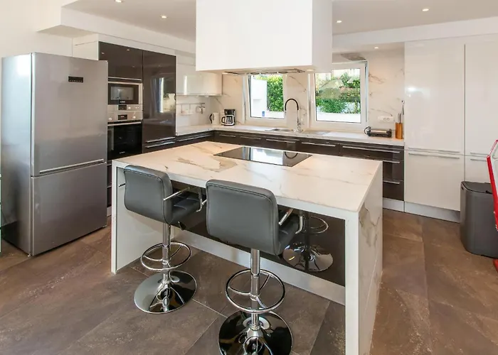 In With Sauna בית נופש *