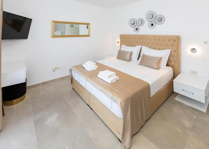 In With Sauna * קריקווניצה